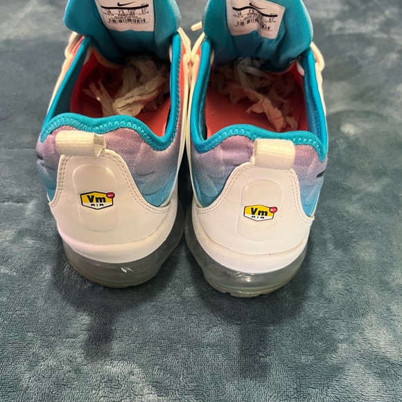 Nike VaporMax 97s - Picture 3 of 5